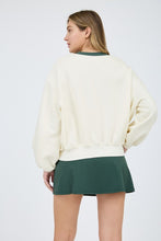 Load image into Gallery viewer, SANTA MONICA CROPPED CREW NECK KNIT TOP