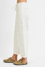 Load image into Gallery viewer, HIGH RISE CROP WIDE BARREL CARGO POCKET