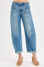 Load image into Gallery viewer, Slouchy Barrel Roll Up Jeans