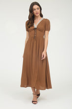 Load image into Gallery viewer, Contrast Lace Trim Back Tie Short Sleeve