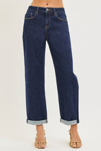 Load image into Gallery viewer, Slouchy Cropped Boyfriend Jeans With Cuf