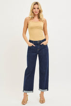 Load image into Gallery viewer, Slouchy Cropped Boyfriend Jeans With Cuf