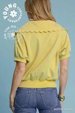 Load image into Gallery viewer, Scallop Collar Puff Sleeve Top