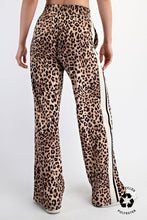 Load image into Gallery viewer, Animal Printed Butter Soft Straight Pant