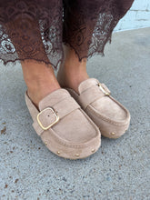 Load image into Gallery viewer, Studded Buckle Clogs