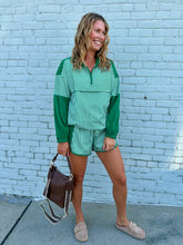 Load image into Gallery viewer, Stripe Active Top & Shorts Set