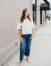 Load image into Gallery viewer, Cropped Wide Leg Denim Pants