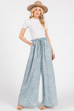 Load image into Gallery viewer, Paisley Print Wide-leg Pants