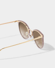 Load image into Gallery viewer, SANTORINI SUNGLASSES | Taupe Gradient