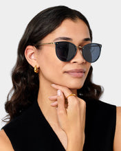 Load image into Gallery viewer, SANTORINI SUNGLASSES | Navy
