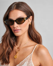Load image into Gallery viewer, KATIE LOXTON NISSI SUNGLASSES| Light Tortoiseshell