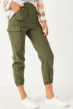 Load image into Gallery viewer, Corduroy Zip Fly Cargo Joggers

