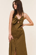 Load image into Gallery viewer, Front Tie Keyhole Cut-out Solid Midi Dre
