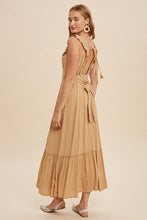 Load image into Gallery viewer, Sleeveless Lace Accent Open Back Midi Dr
