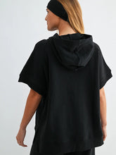 Load image into Gallery viewer, Malibu Summit Short Sleeve Half-zip Hood (part of a set)
