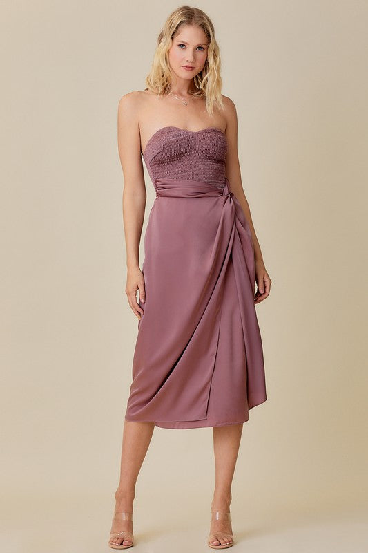 HEART SHAPED SMOCKED TUBE DRESS