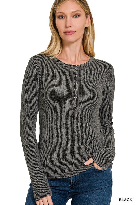 TEXTURED LINE SNAP BUTTON FRONT LONG SLEEVE HENLEY