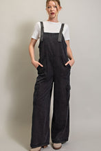 Load image into Gallery viewer, CARGO POCKET JUMPSUIT

