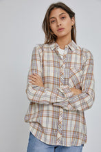 Load image into Gallery viewer, CLASSIC FLANNEL SHIRT
