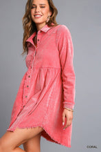 Load image into Gallery viewer, Mineral Wash Collared Tiered Button Down
