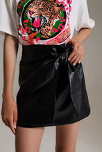 Load image into Gallery viewer, BLACK FAUX LEATHER MINI SKIRT WITH BOW
