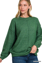 Load image into Gallery viewer, GARMENT DYED FRONT SEAM ROUND-NECK SWEAT
