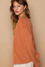 Load image into Gallery viewer, Double Pocket Henley Tee
