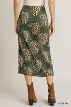 Load image into Gallery viewer, Satin Animal Print Slit Midi Skir
