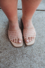 Load image into Gallery viewer, Jelly Woven Slide Sandals
