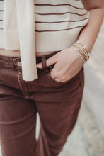 Load image into Gallery viewer, Barrel-leg Color Denim Pants
