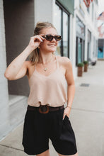Load image into Gallery viewer, Solid front shorts belt included
