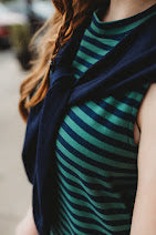 Load image into Gallery viewer, Striped sleeveless dress with contrast s
