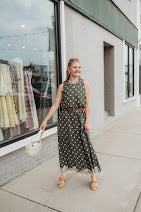 Load image into Gallery viewer, Polka dot sleeveless midi dress featurin
