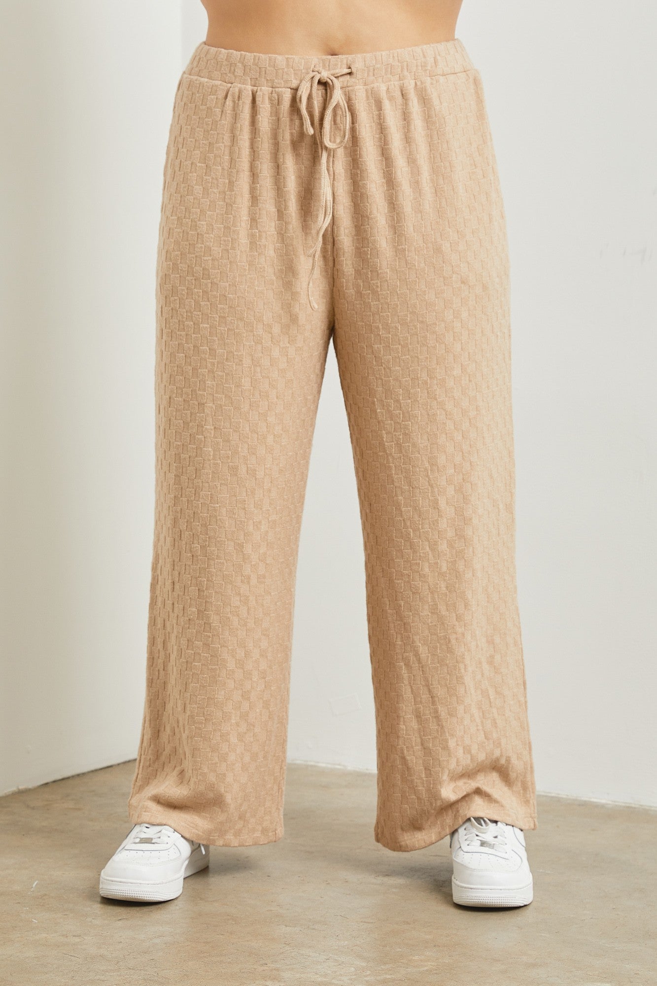 PLUS QUILTED LOUNGE PANTS (part of a set)