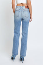 Load image into Gallery viewer, HIDDEN Tracey Mid Rise Wide Straight Jeans.
