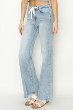 Load image into Gallery viewer, HIGH RISE FRONT DRAW STRING WIDE RELAXED JEANS
