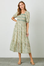 Load image into Gallery viewer, FLORAL PRINT SMOCKED BODICE TIERED MIDI
