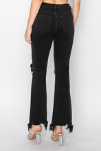 Load image into Gallery viewer, HIGH RISE CROP STRAIGHT JEANS
