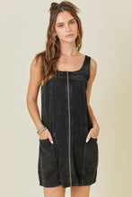 Load image into Gallery viewer, FRONT ZIP DENIM DRESS WITH WIDE BUCKLE S
