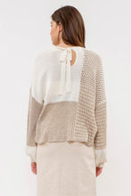 Load image into Gallery viewer, DROP SHOULDER COLORBLOCK KNIT SWEATER
