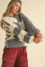 Load image into Gallery viewer, OVERSIZED MIXED COLOR BLOCK SWEATER
