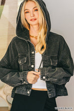 Load image into Gallery viewer, HOODED DENIM JACKET
