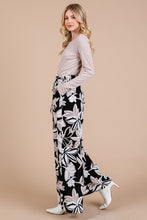 Load image into Gallery viewer, Floral Wide-Leg Pants with Pockets
