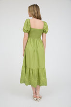 Load image into Gallery viewer, Sweetheart Neck Puff Sleeve Eyelet Hem M
