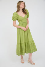 Load image into Gallery viewer, Sweetheart Neck Puff Sleeve Eyelet Hem M
