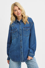 Load image into Gallery viewer, Western Yoke Style Relaxed Fit Denim Shirt
