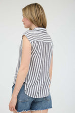 Load image into Gallery viewer, Stripe Collared Short Sleeve Button Down
