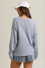 Load image into Gallery viewer, Round Neckline Sweater Top With Pleated
