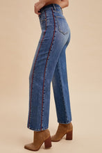 Load image into Gallery viewer, Side Piping Wide Leg Crop Jeans
