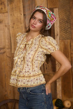 Load image into Gallery viewer, Floral Stripe Pattern Front Tie Puff Sle
